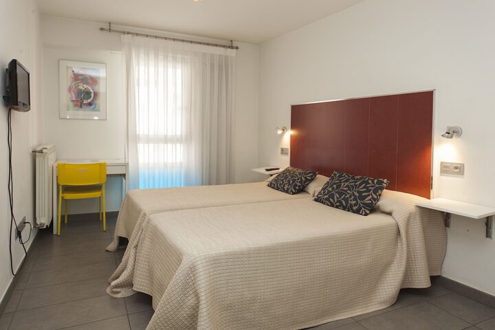 Room 10 of 41