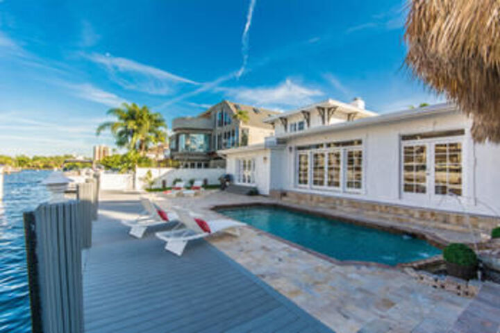 Pool 380 of 524