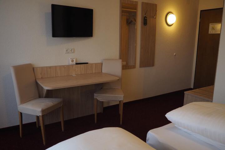 Room 21 of 65