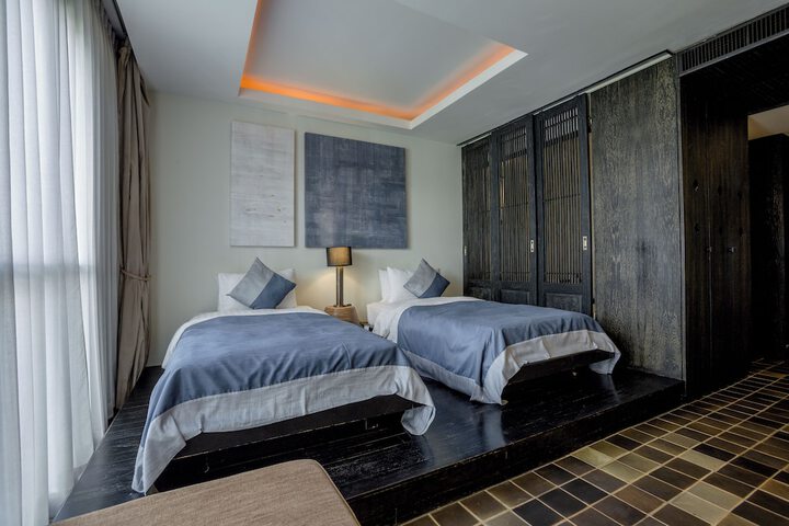 Room 13 of 84