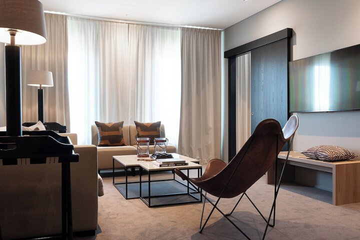 Room 41 of 86
