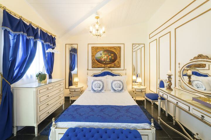 Room 5 of 56