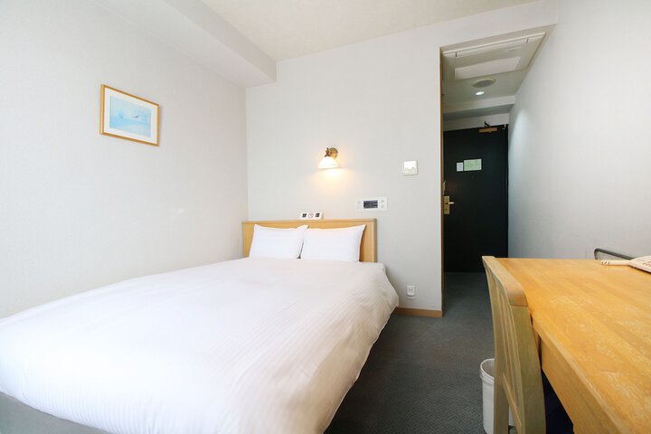 Room 9 of 46