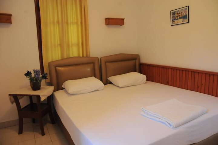 Room 12 of 45