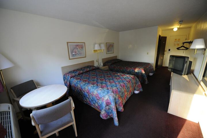 Room 18 of 35