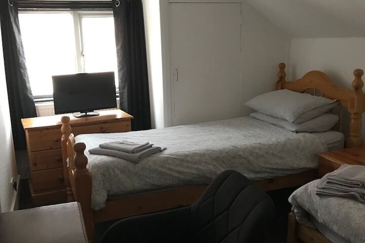 Room 5 of 23