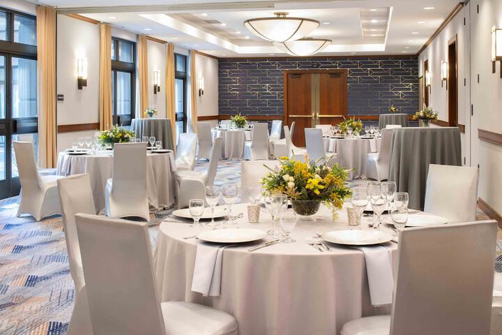 Banquet hall