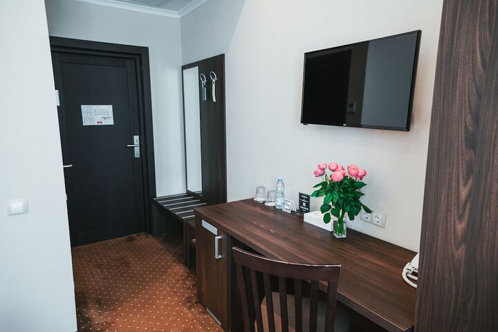 Room 15 of 82