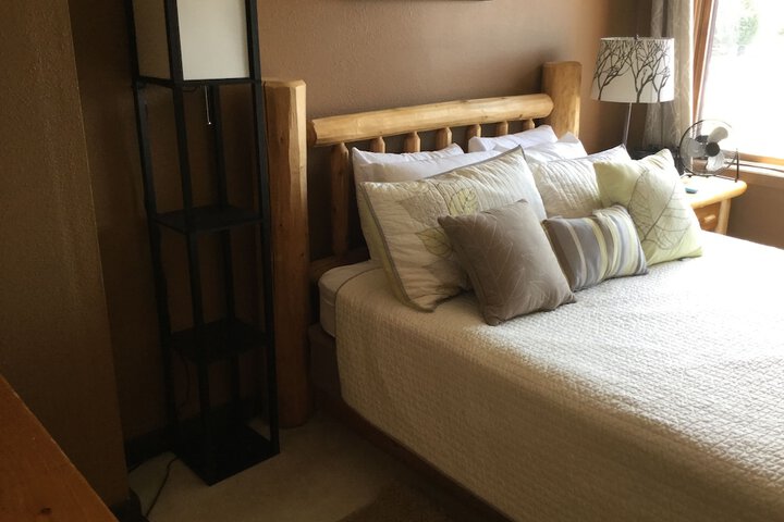 Room 5 of 28