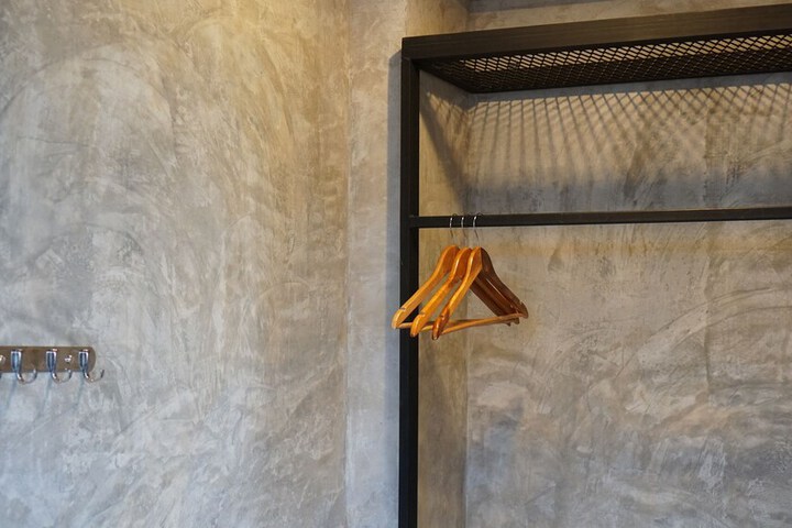 Room 19 of 36