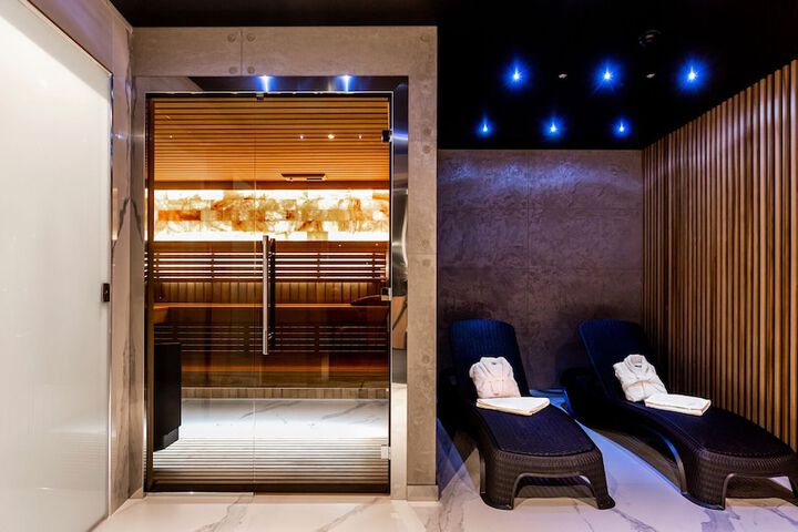 Spa 36 of 60