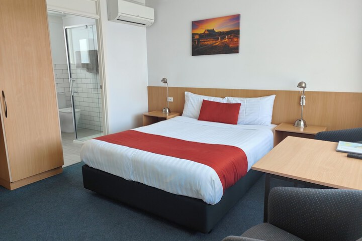 Room 14 of 53