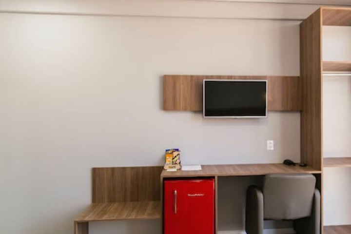 Room 5 of 58