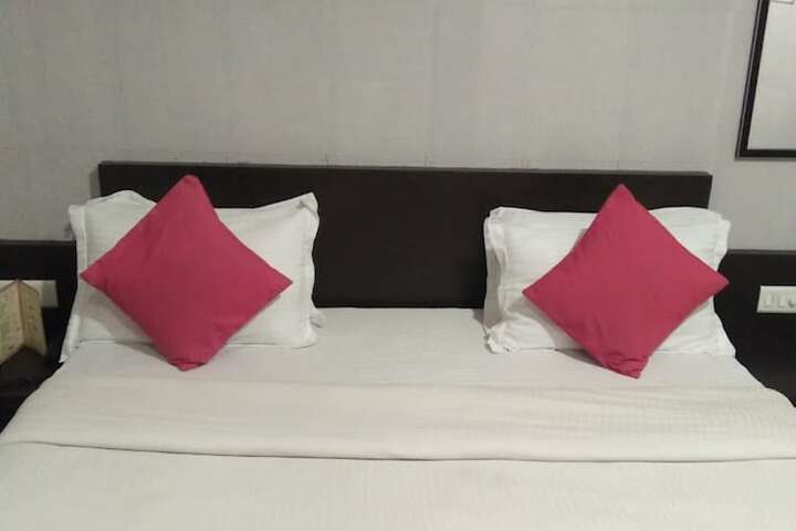 Room 5 of 21