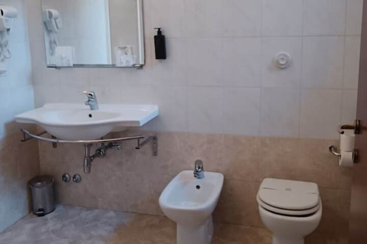 Room 40 of 68