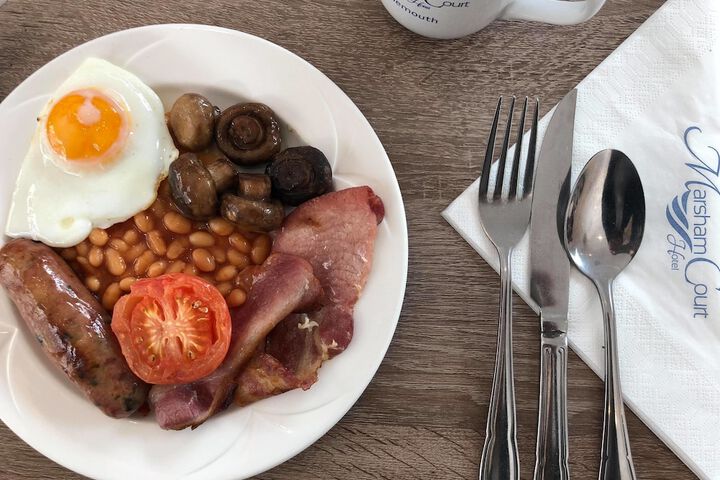 Breakfast meal