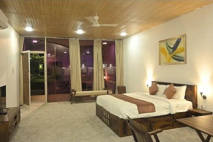Room 9 of 60