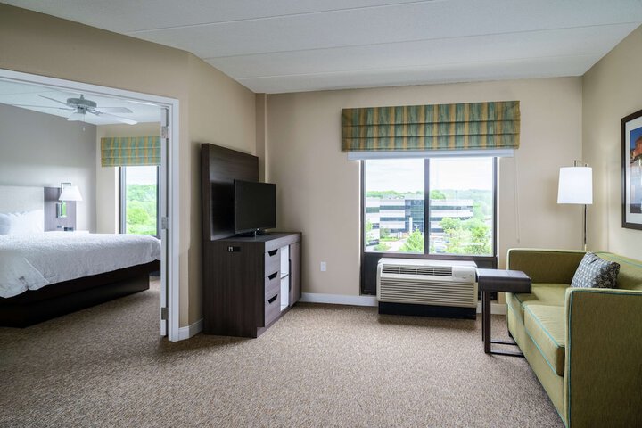 Standard | King Bed (11 of 17)
