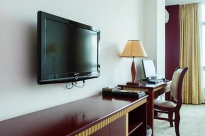 Room 46 of 68