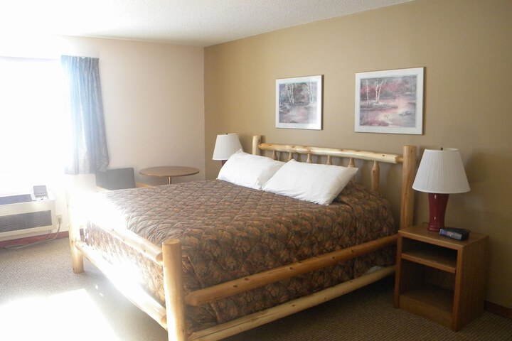 Room 6 of 39