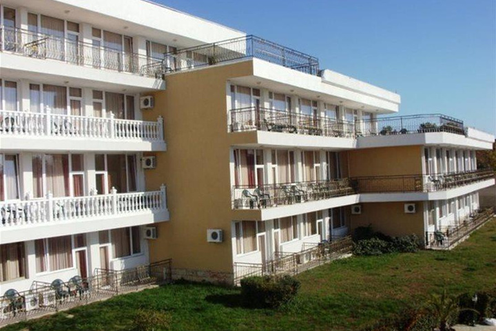 DAHLIA GARDEN HOTEL