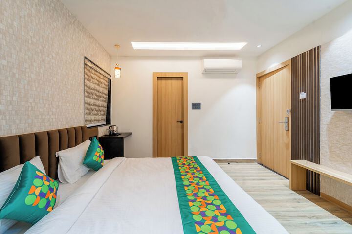 Room 15 of 41