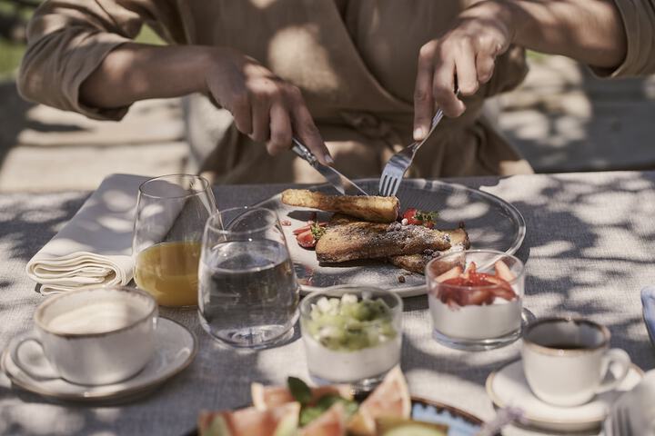 Breakfast/Coffee Service 77 of 95
