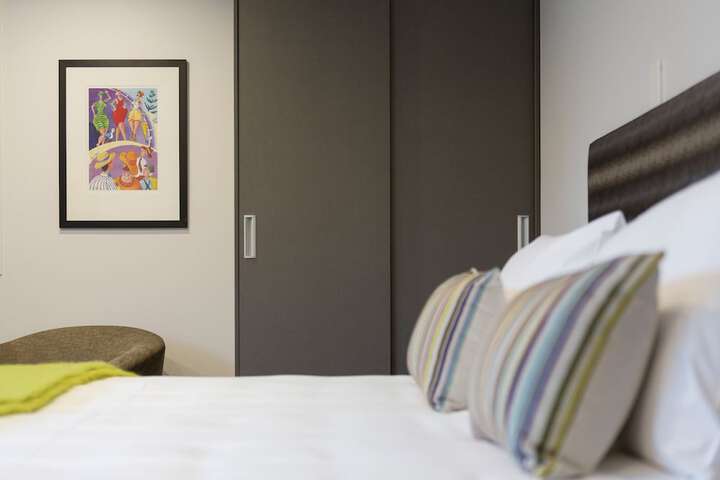 Room 4 of 78