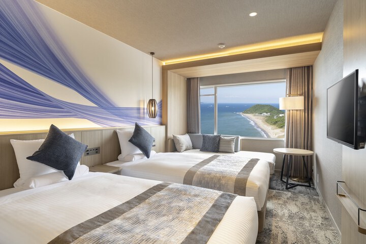 Room 4 of 101