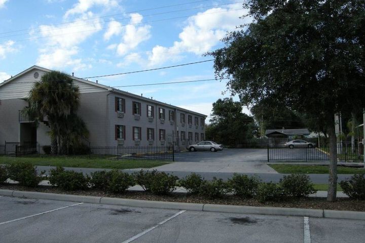 Property Grounds 19 of 25