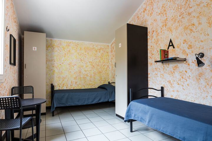 Room 26 of 62