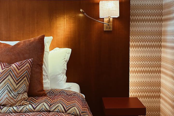 Room 21 of 49