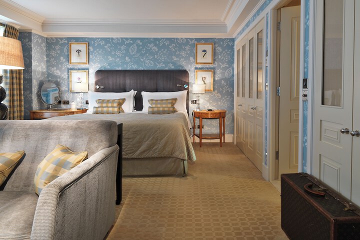 Room 43 of 112