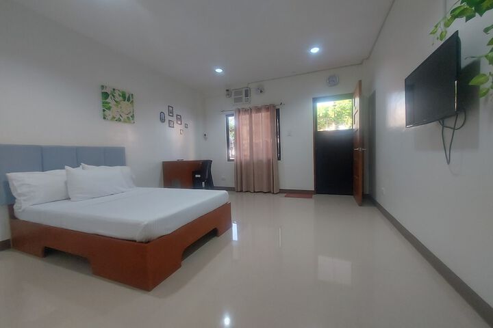 RGE Hotel near Kalanggaman Island