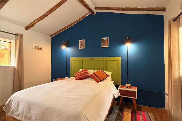 Room 14 of 28