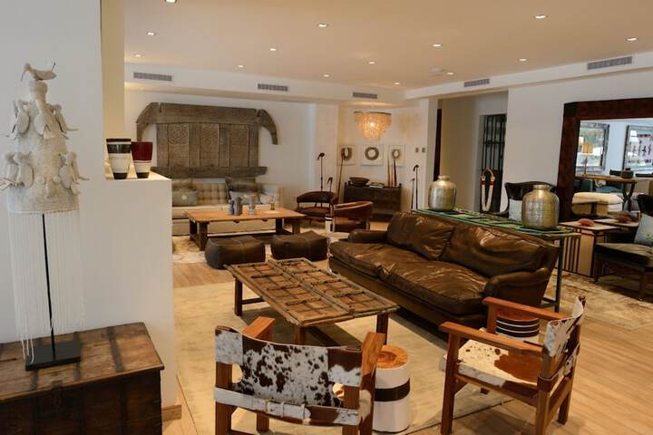Hotel Interior 7 of 74
