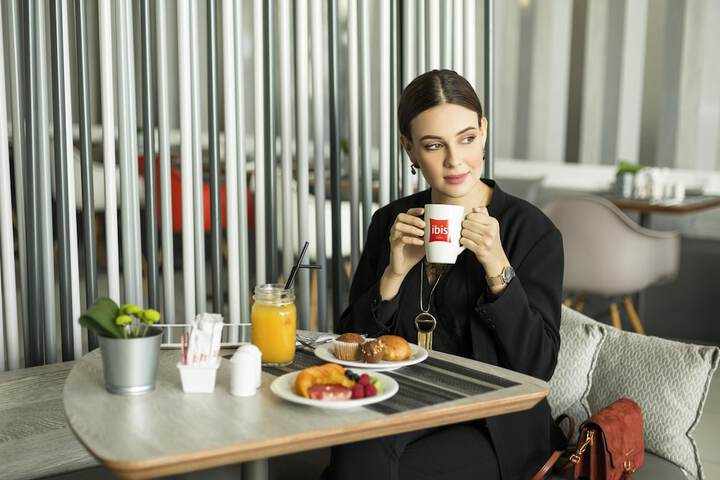 Breakfast/Coffee Service 38 of 79