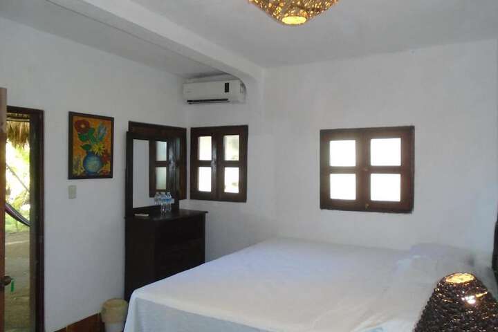 Room 28 of 228