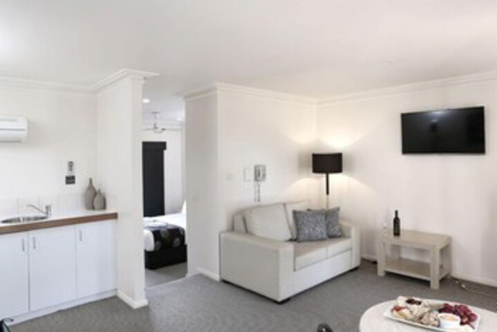 Room 49 of 132