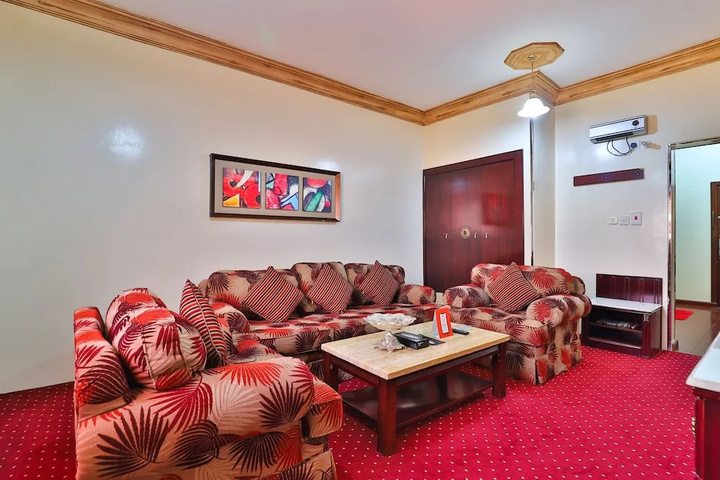 Room 4 of 19