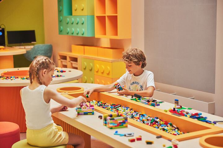 Childrens Activities 195 of 311