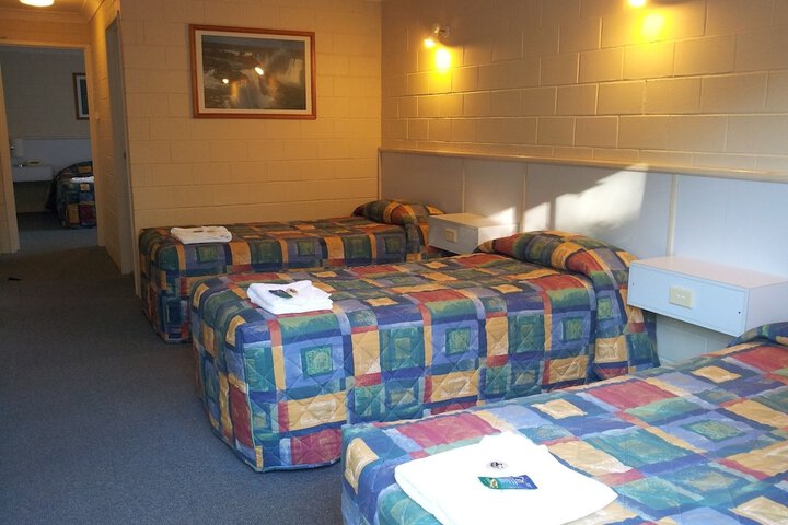 Room 10 of 43