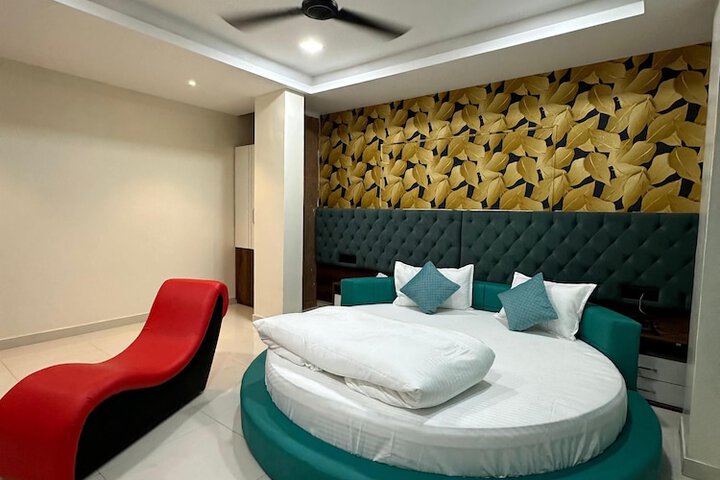 Room 21 of 29