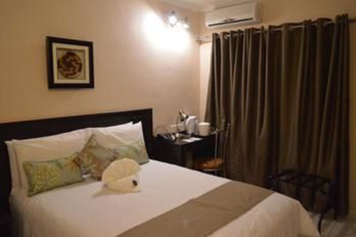 Room 17 of 47