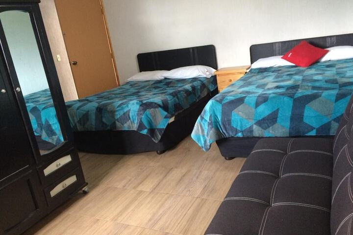 Room 32 of 77