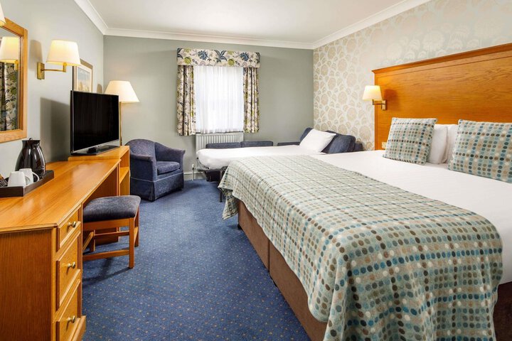 Room 21 of 61