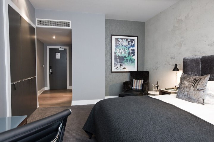 Room 40 of 95