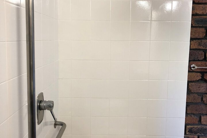 Room 127 of 170