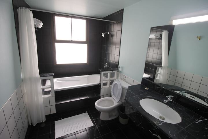 Room 63 of 167