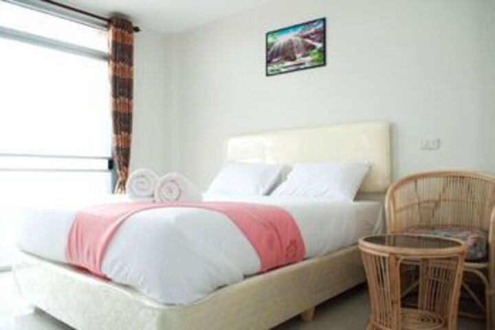 Room 16 of 39